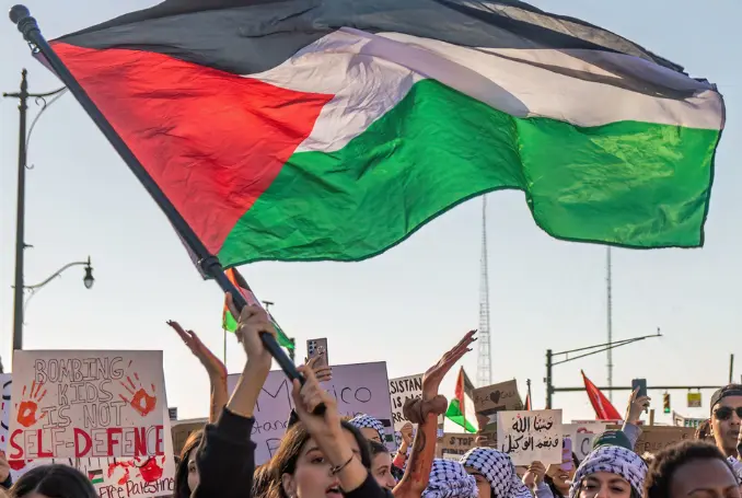 Protests in solidarity with Palestine are held worldwide. (Photo: Becker1999 from Columbus, OH - 04 IMG_8207, CC BY 2.0, https://commons.wikimedia.org/w/index.php?curid=140769048)