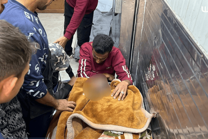 Families in Gaza bid farewell to their beloved ones, killed by Israel. (Photo: VIA QNN)